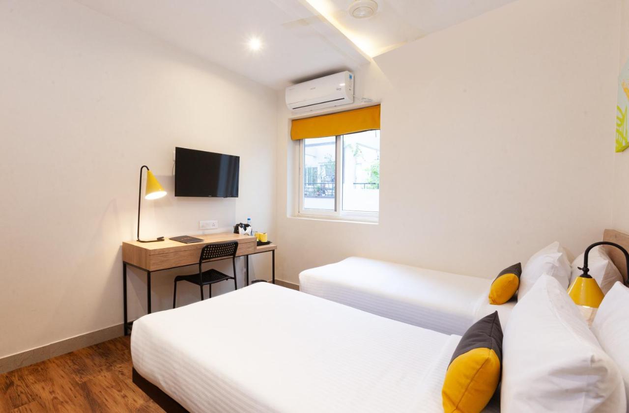 Hotel Istay Hitec Hyderabad Exterior foto