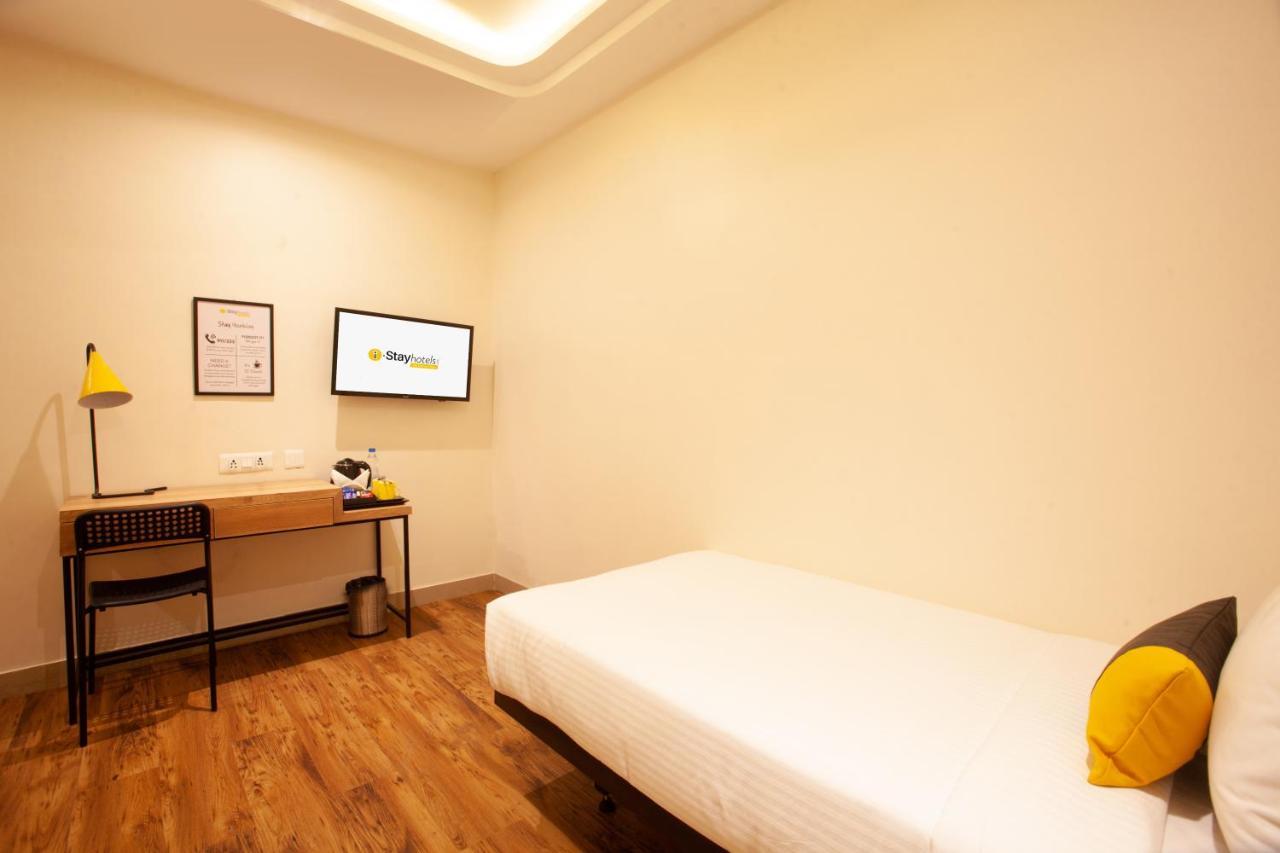 Hotel Istay Hitec Hyderabad Exterior foto