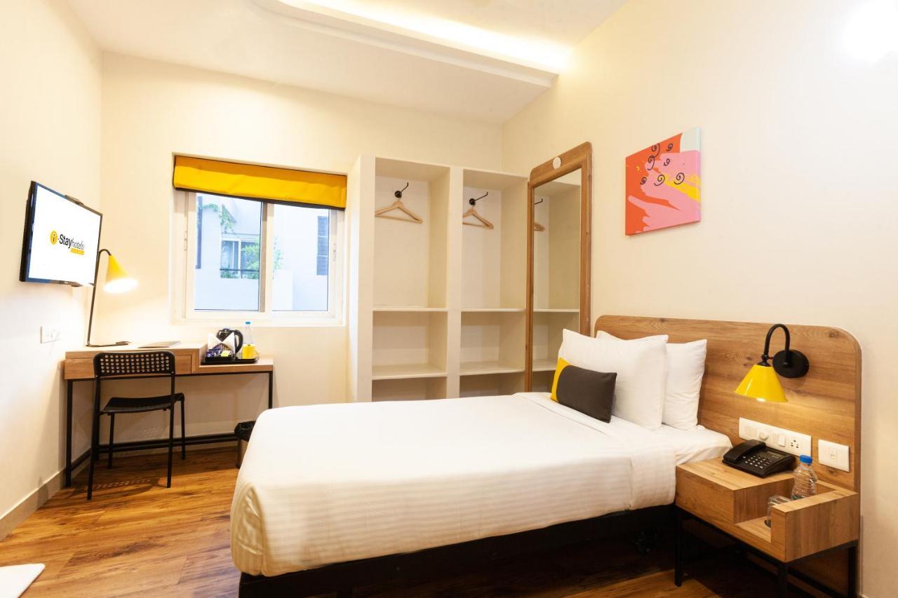 Hotel Istay Hitec Hyderabad Exterior foto